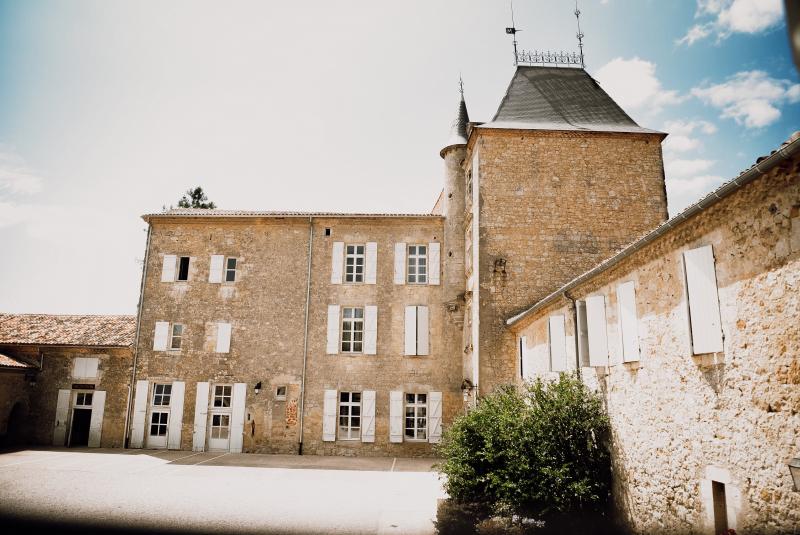 Vinéa Nova - Château de Mons